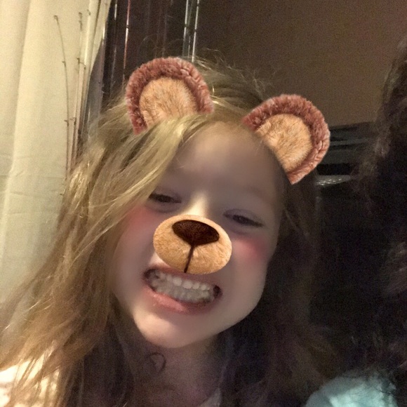 Meet your Posher, Melissa - Picture 4 of 5